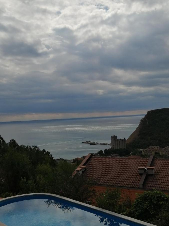 Complex Karia III Appartement Kavarna Buitenkant foto